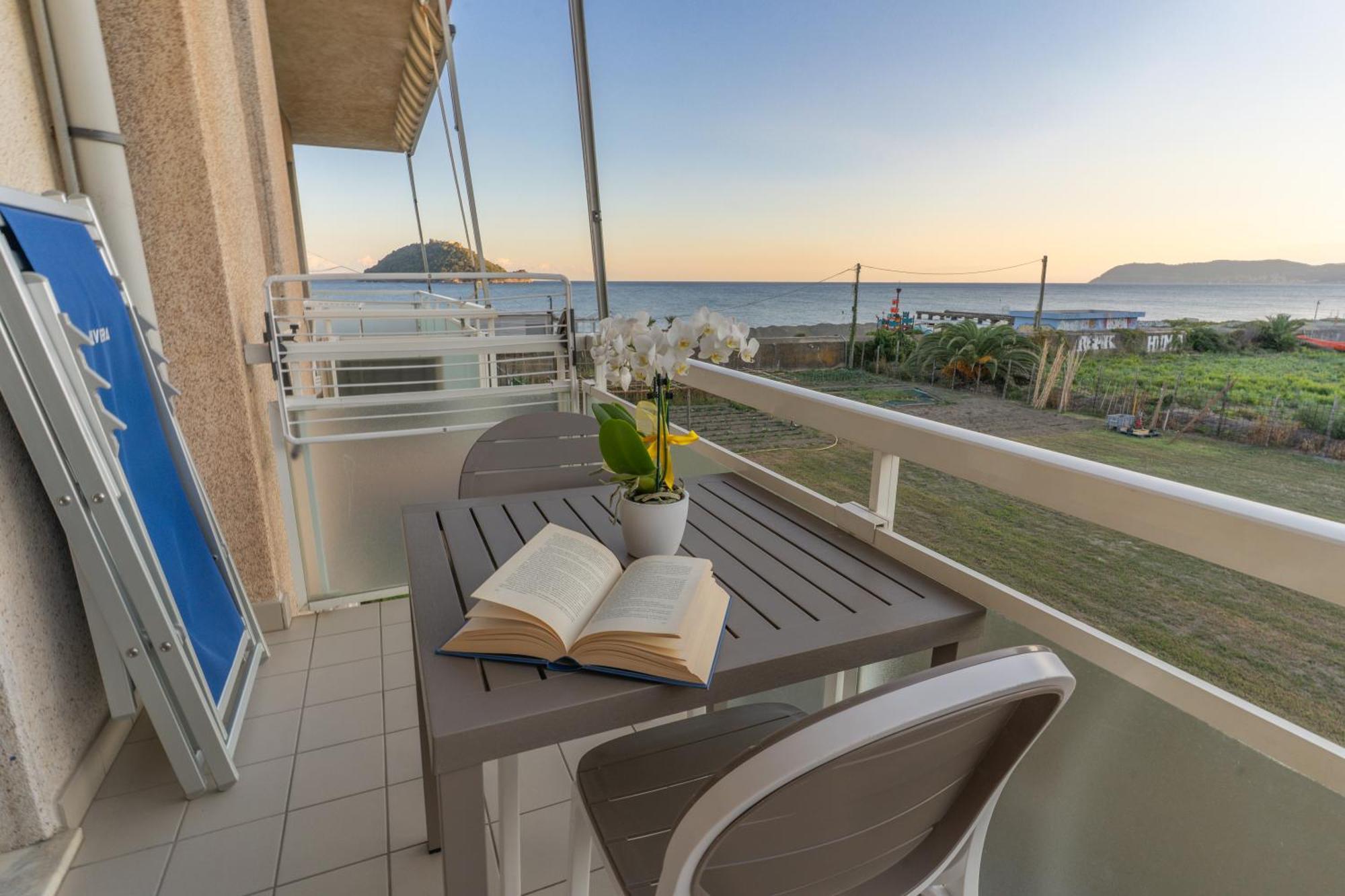 Studio Sea View