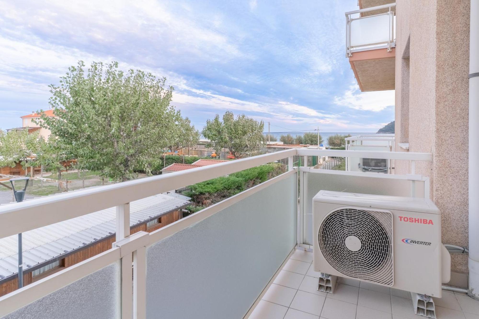 One-Bedroom Apartment Balcony